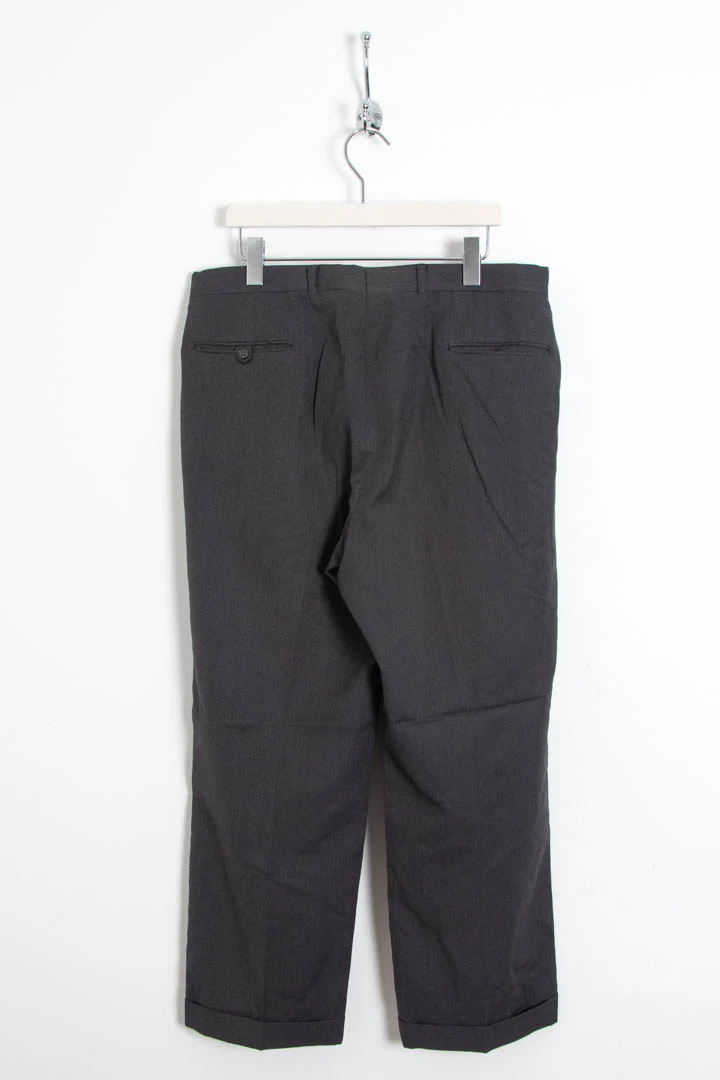 Aquascutum Pleated Trousers (W34 x L28) - Image 4